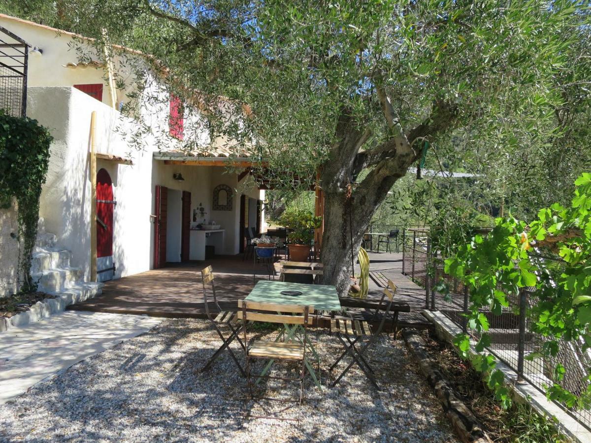 Les Figaires Villa L'Escarene Exterior photo